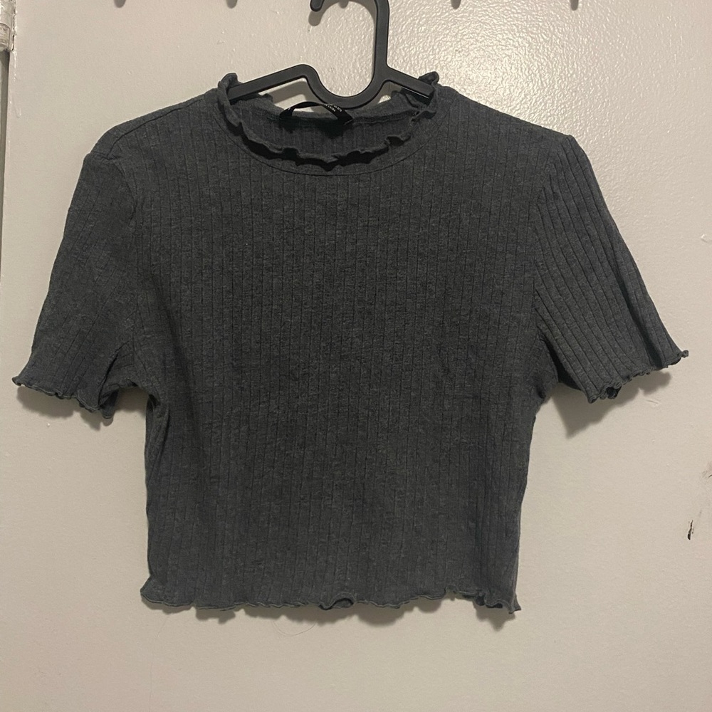 SHEIN TOPS - Picture 3 of 7